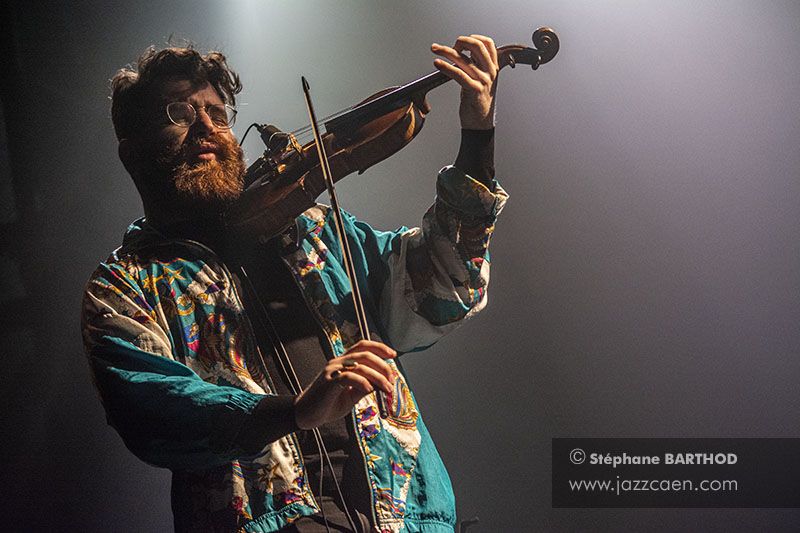 Théo Ceccaldi trio