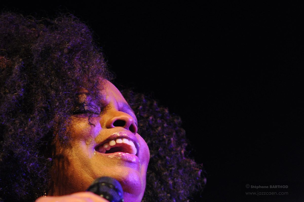 Dianne Reeves